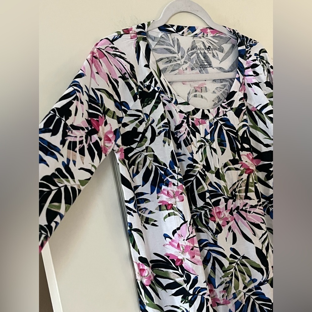 New! Caribbean Joe Floral Print Women's Top Size Medium - Picture 15 of 15